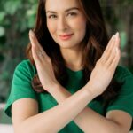 Marian Rivera Instagram - At ito na nga guys!! Dumating na ang refreshed version ng Baygon Odorless – the NEW Baygon Shield Defense! This is better and stronger! Odorless pa rin pero ngayon talaga namang 100% knockdown, 100% complete protection for our loved ones! 💚 Gusto niyo din ba ma-try and new and refreshed Baygon Shield Defense? Join our Baygon contest, at sundan ang mechanics below 💚 1. Do the Baygon Shield Defense pose (with or without the product) 2. Comment and upload your photo on my Facebook post’s comment section 3. Use the hashtags #BaygonShield #BetterStronger #100percentKnockdown #KillsMosquitoesInSeconds #BaygonShieldDefenseXMarian 10 entries with the most creative photos will win Baygon gift packs! Contest ends on December 15, 2023, Sabay tayong maging better and stronger with Baygon Shield Defense! 💚 #BetterStronger #100Knockdown #KillsMosquitoesInSeconds #BaygonShieldDefense