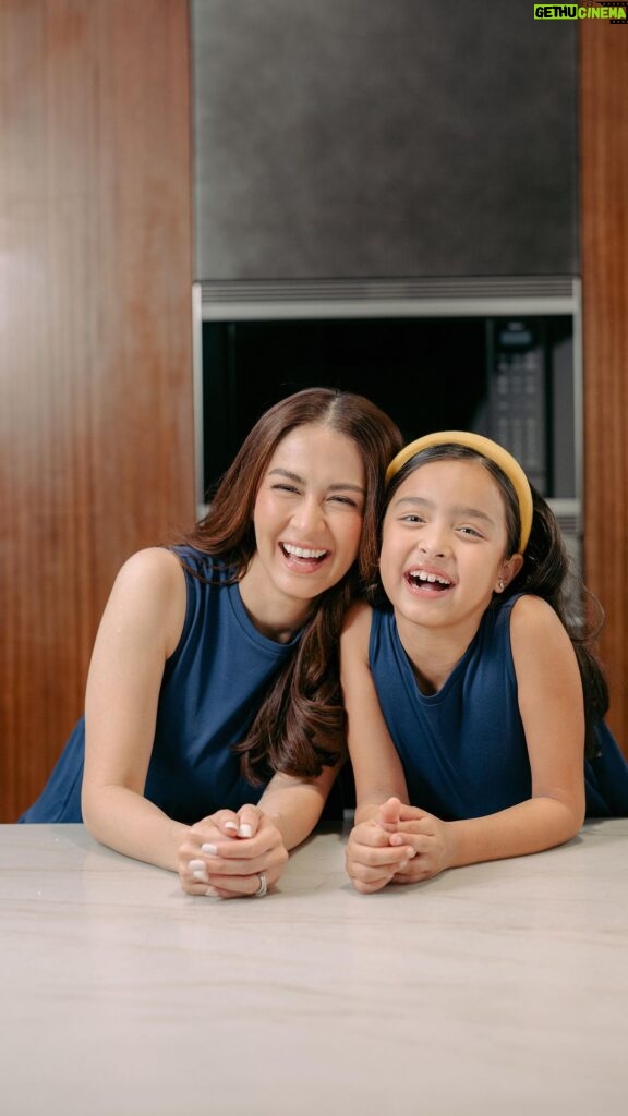 Marian Rivera Instagram - Zia’s favorite spaghetti won’t be complete kung walang nag-uumapaw na Magnolia Cheezee! This dish is so easy to prepare and cooking it with Zia using her fave na Magnolia Cheezee has become one of our favorite bonding moments that i look forward to and cherish dearly! It has cheesy taste and creamy texture kaya 9 out of 10 moms say their kids prefer Magnolia Cheezee! Sulit-Sarap! #MagCheezeeNa #SulitSarap #SulitSustansya