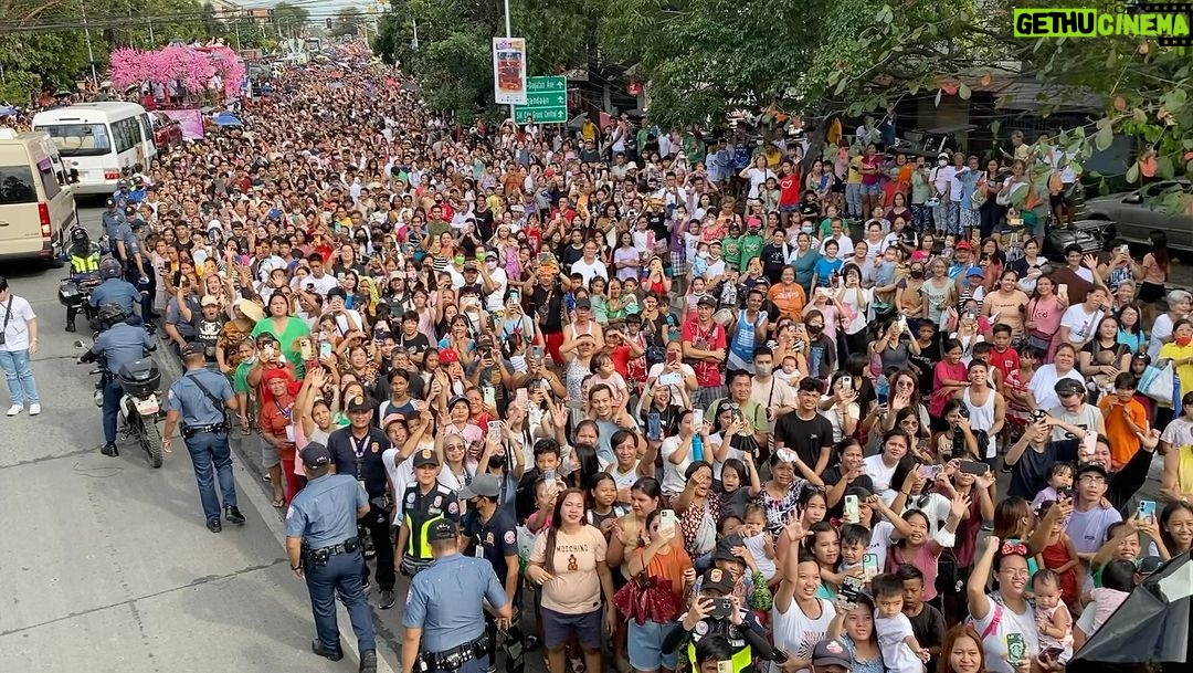 Marian Rivera Instagram - DAMANG-DAMA NAMIN ANG INYONG GREATEST LOVE NA MASARAP I-REWIND! π Maraming salamat sa pakikisaya sa #RewindMMFF cast sa #MMFF2023 Parade of Stars! π« Kitakits ulit sa December 25! Unahing mag-REWIND with your loved ones sa #MMFF2023! πβͺ