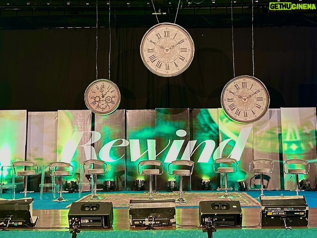 Marian Rivera Instagram - The greatest love is happening soon! 💚 Join the cast of ‘Rewind’ LIVE later at 5PM on Star Cinema’s Facebook, YouTube and X pages! ⏪ Also available on the following pages: APT Entertainment All Access to Artists ABSCBN Ent ABSCBN PR ASAP Natin ‘To Black Sheep It’s Showtime Magandang Buhay Rise Artist Star Magic TFC Asia TFC Australia TFC Canada TFC Europe TFC Middle East TFC Filipino Channel TFC US #RewindMediaCon #RewindOfficialTrailer #RewindMMFF #MMFF2023