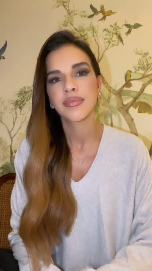 Mariana Rios Instagram - Você não precisa me diminuir pra se sentir importante.
E eu não preciso provar nada pra você, a não ser pra mim mesma.

Mariana Rios