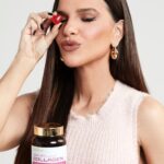 Mariana Rios Instagram - Se você busca uma pele radiante e saudável, esse é o aliado perfeito. Com o passar do tempo, a produção natural de colágeno diminui, mas com o Collagen, podemos dar um boost nessa produção, contribuindo para a elasticidade e firmeza da pele. E o melhor de tudo? Ele também auxilia na saúde das unhas e cabelos, para que você brilhe por completo! Ah, e não posso esquecer de mencionar que o cupom MRIOS20 te dá um desconto exclusivo para experimentar essa maravilha. Vamos juntos na busca por uma pele radiante e confiante? @trustfuelhealthnutrition ❤️