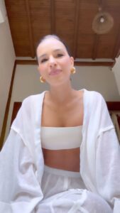 Mariana Rios Instagram - Esperança 🙏🏼🤍