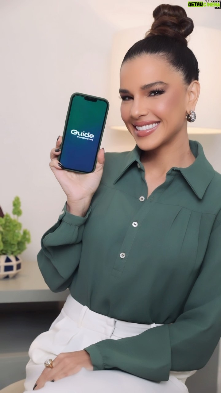 Mariana Rios Instagram - Vocês sabem que eu sempre falo sobre Lei da Atração, mas não adianta apenas atrair riqueza, é preciso saber como mantê-la e fazê-la render. Por isso eu conto com a ajuda da assessoria renomada da @guideinvestimentos Eles me dão os melhores direcionamentos sobre meu patrimônio e, assim, me sinto mais segura e confiante. Baixe o app e conte com a Guide Investimentos você também. #issorende