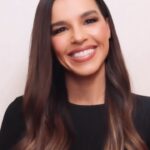 Mariana Rios Instagram - Plante as semente das flores que deseja colher. Não espere encontrar azuis se eram as amarelas que estavam no cultivo. Após o plantio não se esqueça de regar. Às raizes mais profundas, as ervas daninhas, não dão lugar. Todas as respostas estão dentro de você, afinal nesse plantio somos nós os principais agricultores. Mariana Rios