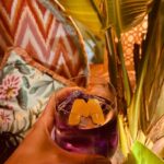 Mariana Rios Instagram - Taormina’s feeling 🍸❤️🇮🇹 Pensando seriamente em morar um tempo na Itália! Vocês já sentiram isso? Qual seria o lugar escolhido se você tivesse oportunidade de passar uns 3 meses? Sicilia "Taormina "