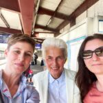 Marie-Agnes Strack-Zimmermann Instagram - Sommerpause in Berlin heißt nicht zwei Monate Urlaub! Keine Sitzungswochen im Bundestag bedeutet für mich: mehr Zeit bei den Bürgerinnen und Bürgern vor Ort - nicht nur in meinem eigenen Wahlkreis in Düsseldorf, sondern in ganz Deutschland. Ich war diese Woche viel in Bayern unterwegs und habe meine Kollegen dort im Wahlkampf unterstützt. Es freut mich, dass das wichtige Thema Sicherheit und Verteidigung so viele Menschen interessiert. Ich schätze den Austausch mit den Menschen vor Ort darüber sehr. Aber es ist natürlich nicht das einzige Thema, über das ich mit den Bürgerinnen und Bürgern gesprochen habe. Ich möchte mich bei der Parteibasis für den warmen Empfang und die vielen Einblicke bedanken. Es gibt viel zu tun in unserem Land, packen wir es gemeinsam an! #Engagement #Bürgernähe #PolitikVorOrt Bayern, Germany
