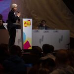 Marie-Agnes Strack-Zimmermann Instagram - Am Wochenende war ich zu Gast beim Bundeskongress der @jungeliberale in Weimar. Die JuLis sind der Motor unserer liberalen Familie. Unbequem, kritisch, aber konstruktiv und mit einer Arbeit von unschätzbarem Wert. Die konstruktive Kritik ist nötig - denn meine Generation macht auch Politik für unsere Kinder und Enkel. Das dürfen wir nie aus den Augen verlieren. Ich danke den #JuLis für Ihren klaren liberalen Kompass, für Ihre Unterstützung meiner und unserer Arbeit für eine liberale Außen- und Sicherheitspolitik und für die klare Stimme für ein starkes #Europa und gegen die Terroristen und Despoten der Hamas, in Russland und der Welt. 📸: @milena.rgw | @finn_flebbe | @julismv Weimar, Germany