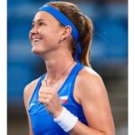 Marie Bouzková Instagram - We like to smile a lot😁🙏🏼🇨🇿 First win of the season and also playing for my country🥰 @unitedcuptennis Olympic Stadium Sydney