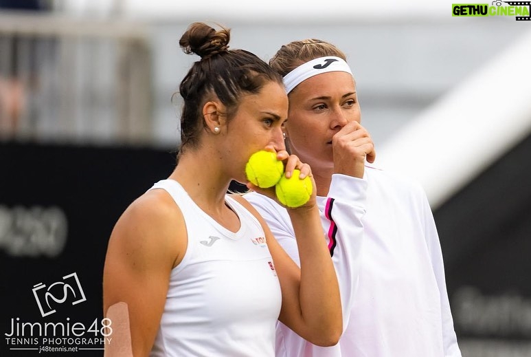 Marie Bouzková Instagram - Feeling lucky to experience these moments✨ side by side with the best @sarasorribes 😍 It’s always a privilege to share the court with you @serenawilliams and @onsjabeur 🤗 Eastbourne, East Sussex