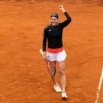 Marie Bouzková Instagram - Madrid - gracias de corazon❤️ These matches is why I love tennis so much. I’m motivated for more!💪🏼 Lets keep growing🐬 @mutuamadridopen @alvarodiaz.photo 🥰 Caja Mágica