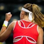 Marie Bouzková Instagram - Keep fighting💪🏼 Thank you for your support tonight!🥰🐬 @bnpparibasopen