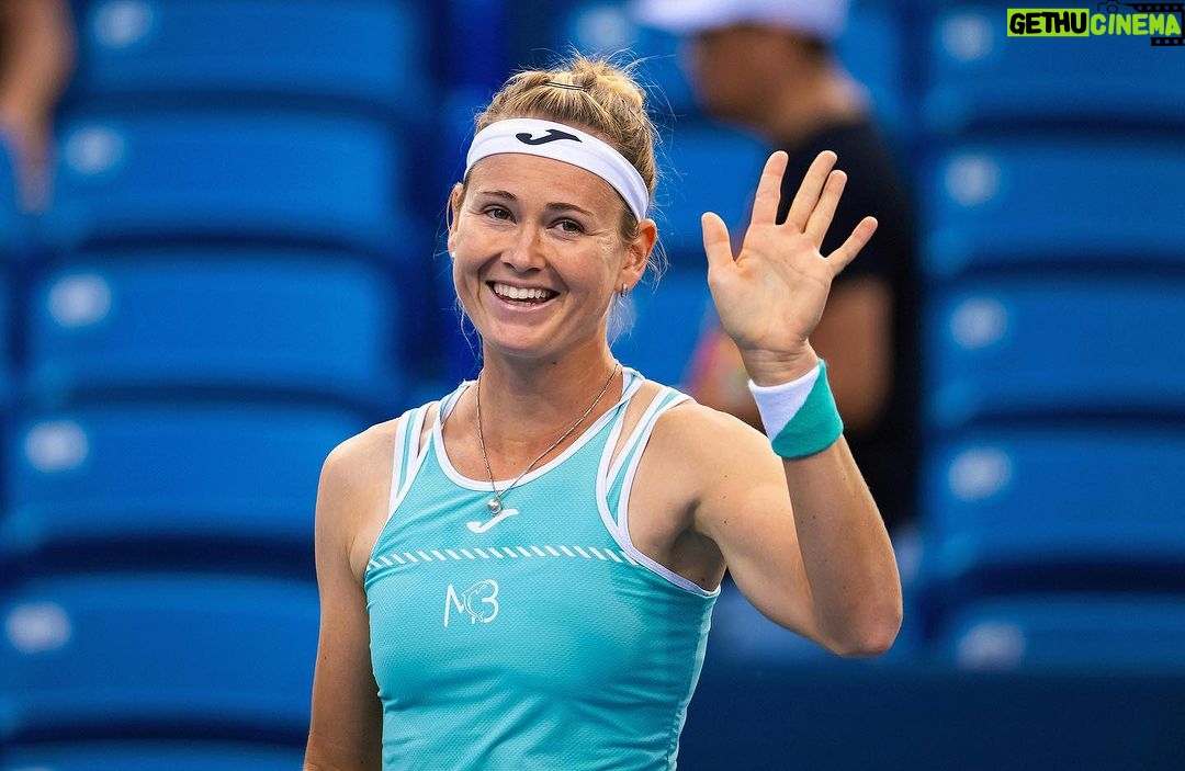 Marie Bouzková Instagram - Always so fun playing in Cincy! @cincytennis ☺️🫶🏼 Now it’s time to recover quick and get ready for @usopen 🍎🎾🐬🙏🏼 Lindner Family Tennis Center