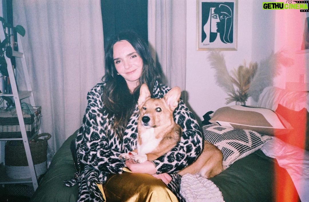 Mariel Molino Instagram - theres a light leak in my camera but here are some pics i took on the east coast 🖤