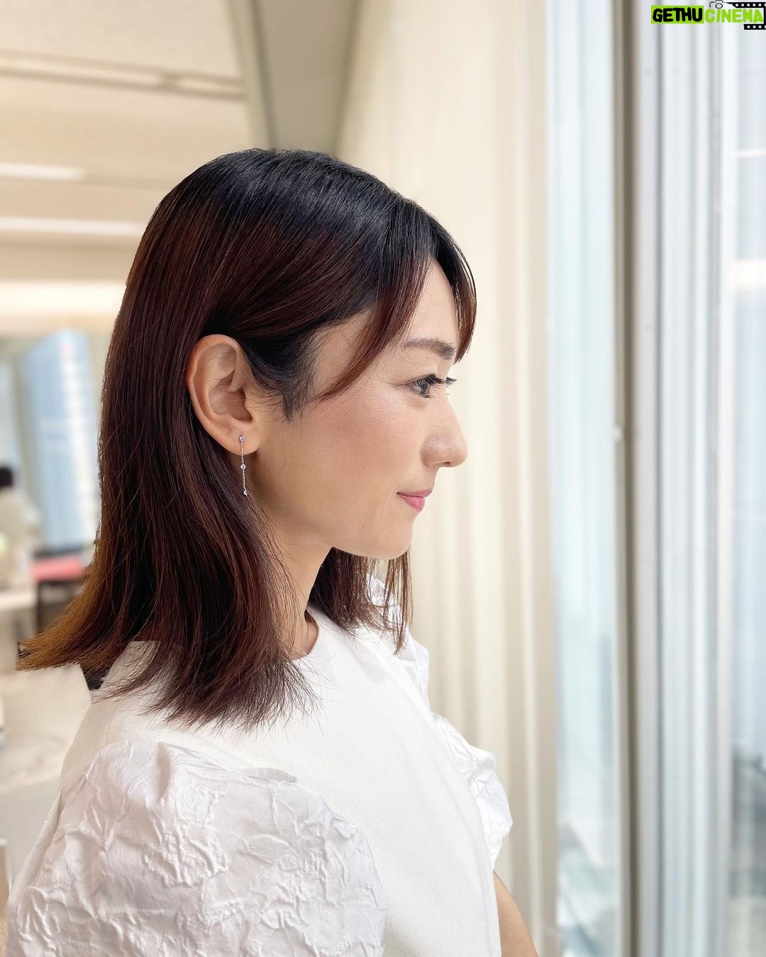 Mariko Dou - 2.3K Likes - 今日は、代理で「ワイド!スクランブル」のピックアップニュースを担当しました。明日も担当予定なので、よろしくお願い致します!!
本日は上下共にホワイトの衣装で、爽やかでした☺️✨
まだまだだ暑いですが、体調には気を付けて頑張りましょう❣️
☆ブラウス,スカート… #ノーリーズ
☆アクセサリー… #starjewelry
#大下容子ワイドスクランブル #ワイドスクランブル #ニュース #テレビ朝日 #堂真理子 #アナウンサー #アナウンサー衣装 #番組衣装