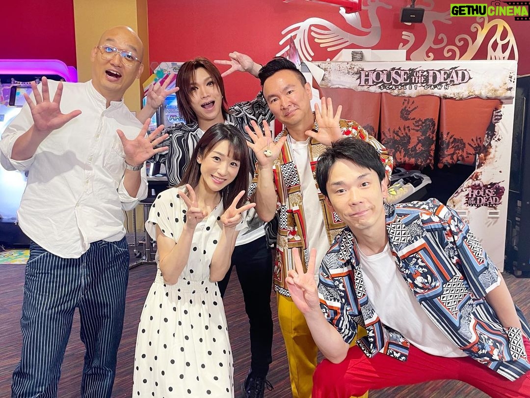 Mariko Dou Instagram - 「かまいガチ」のロケの合間に撮らせていただいたオフショット📷 同期ならではの話がたくさん出来て、本当に楽しいロケでした🎵 かまいたちのお二人、みなみかわさん、鬼龍院さん、ありがとうございました☺️ また集まりたいです〜✨ #かまいガチ の #ロケ #オフショット #写真 #かまいたち のお二人 #みなみかわ さん #鬼龍院翔 さん #ありがとうございました #堂真理子 #テレビ朝日 #アナウンサー