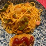 Mariko Dou Instagram - #おうちごはん は、子供たちが大好きなハンバーグとナポリタンをワンプレートにしました🍝🍴 野菜も食べられて、良かったです🫑🧅 ごちそうさまでした😋 #ハンバーグ #ナポリタン #子供たち が大好きな #メニュー です #素敵 な #週末 を #堂真理子 #テレビ朝日 #アナウンサー
