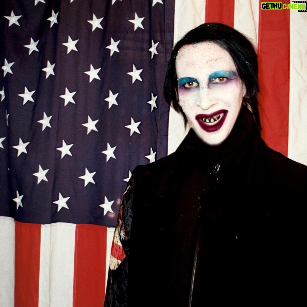 Marilyn Manson Instagram - RED BLACK AND BLUE (Photo by @lindsayusichofficial )