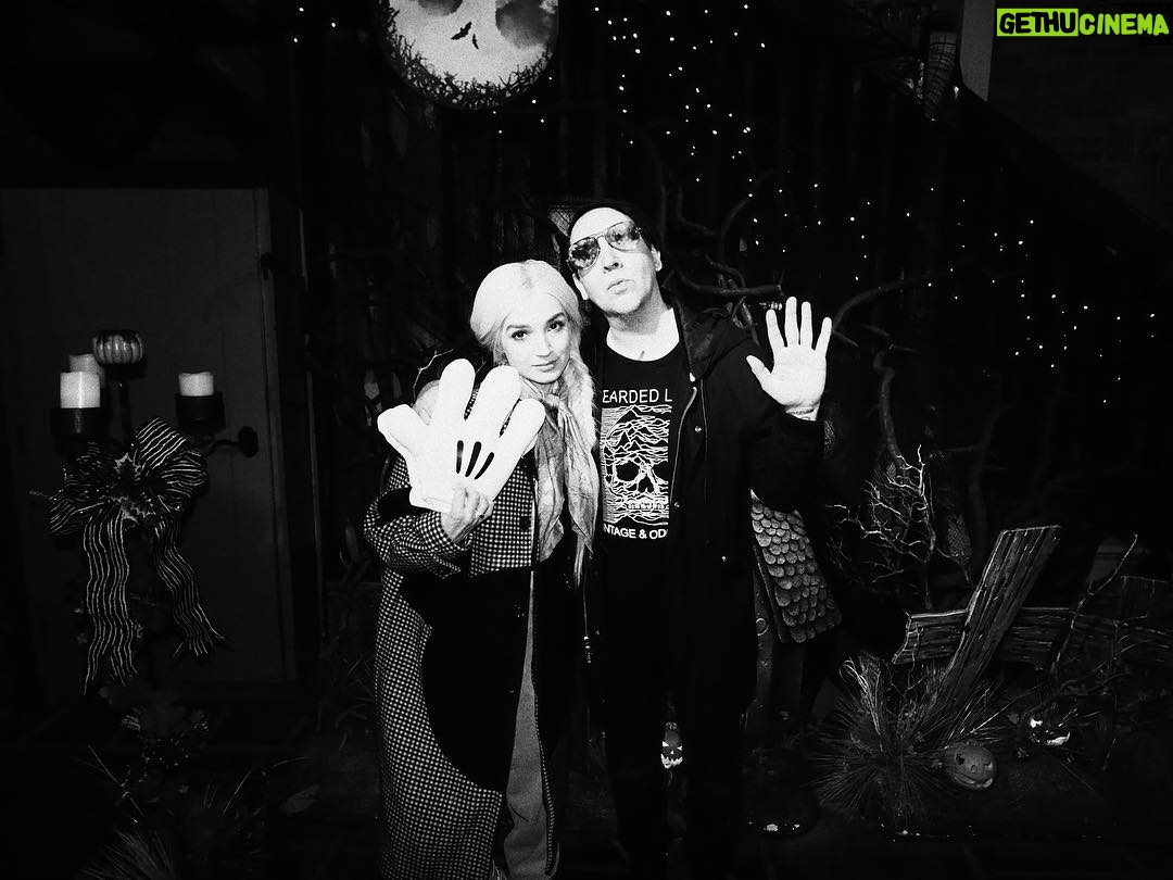 Marilyn Manson Instagram - THE NIGHTMARES BEFORE XMAS. MM P, etc.#impoppy #disneyland