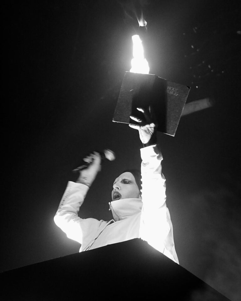 Marilyn Manson Instagram - Happy New Year. Photos by @rosshalfin