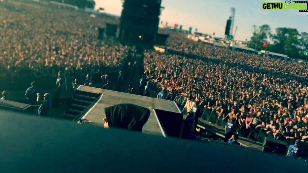 Marilyn Manson Instagram - “Cry Little Sister” at DOWNLOAD FESTIVAL UK. (Filmed by Judd)