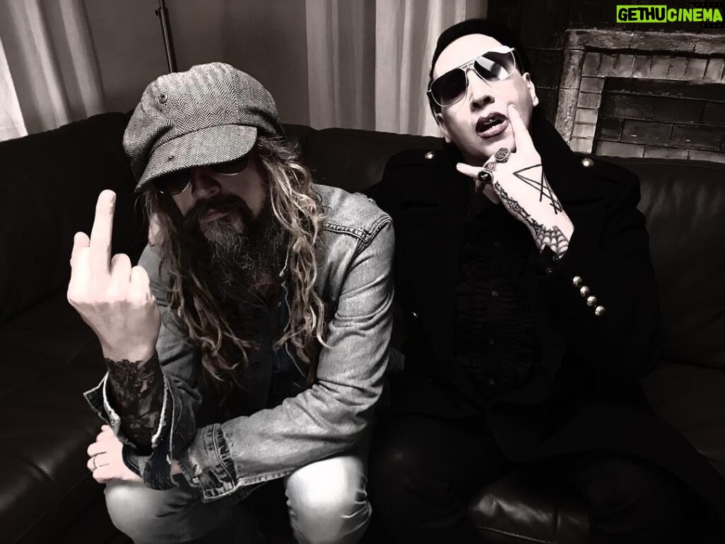 Marilyn Manson Instagram - Spent some time with partner in crime Rob Zombie, talking past, present and future. About to hit the road with @robzombieofficial for the TWINS OF EVIL: SECOND COMING TOUR.
