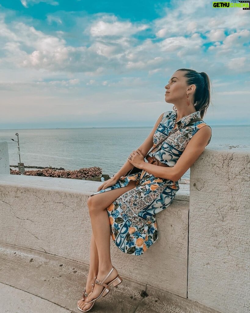 Marina Crialesi Instagram - Piccolo angolo meraviglioso💙 Dress: @cupelligiuseppe @giuseppe_cupelli_couture Il Passetto, Ancona