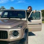 Marina Crialesi Instagram – Il Sole, la primavera, un auto più alta di me 😅e la mia carta AKTIO.

@aktioapp @aktioapp_ita 
#empoweryourmoney #aktio #aktioitalia
