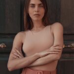Marina Crialesi Instagram - Sono tornata a Roma. E niente… fa caldo! 🥵 Ph. @linda.risaliti #rome #sun #actress #new