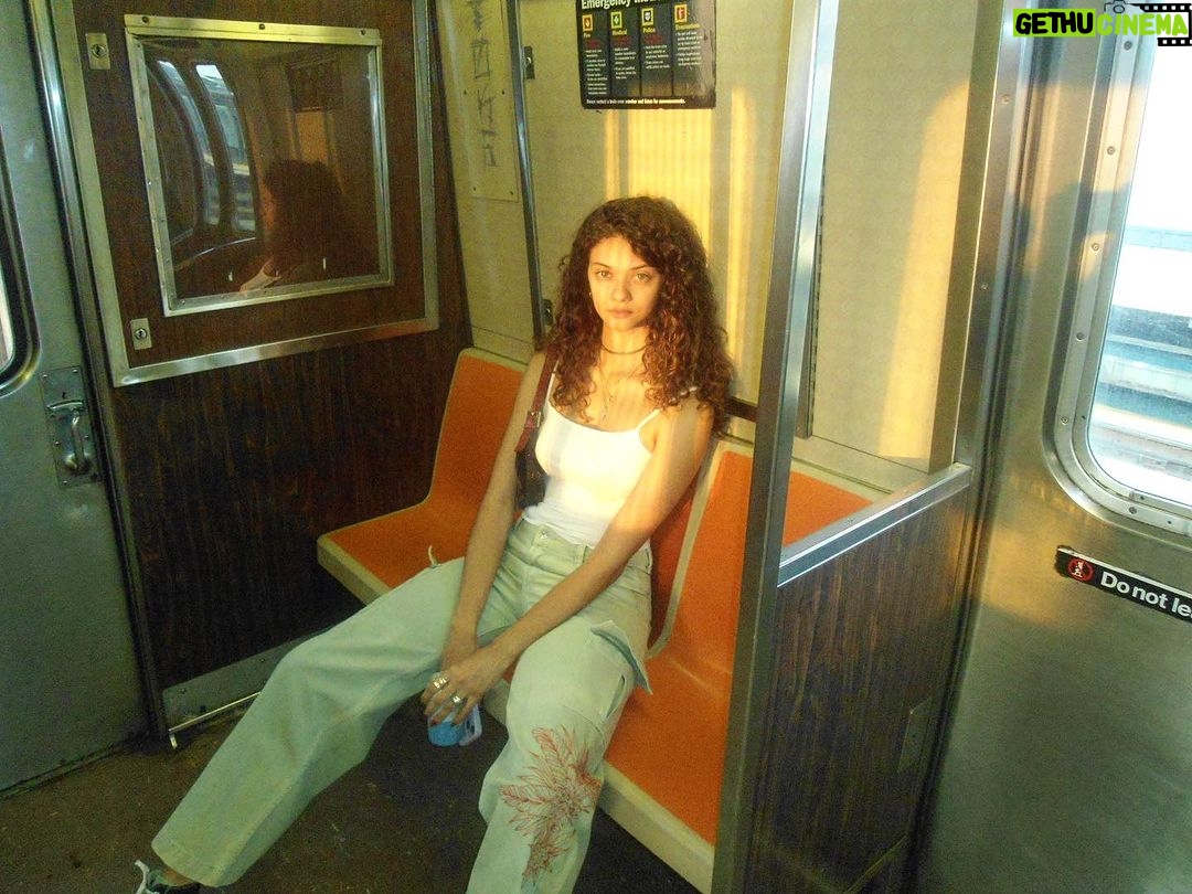 Marina Nery Instagram - Last week of summer, here are some shenanigans βοΈπ€Έπ½ββοΈπ New York, New York
