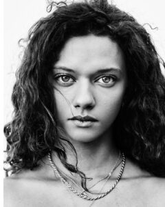 Marina Nery Instagram - “The brighter the light, the deeper the shadow” 🖤 New York, New York