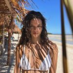 Marina Nery Instagram - Cada vez que eu volto pra minha Bahia, mais grata eu sou por ter crescido numa terra tão linda, e eu digo a todo mundo, o Caribe é aqui 💙 Garapuá-Morro De São Paulo