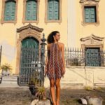 Marina Nery Instagram - Mais um ano de pura e única gratidão 🙏🏽 Cheguei em casa de novo, a tempo de celebrar mais um círculo nessa terra, perto dos meus, rodeada de amor, de música e chamego. Obrigada a todos que tiraram um minuto para me mandar boas energias e palavras de amor, nenhuma das palavras foram ignoradas. Os 29 vão ser de luz, e mantendo o HOT GIRL ENERGY sempre! 💙🫶🏽 Salvador, Bahia, Brazil