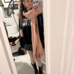 Marina Nery Instagram – Fall activities, colors and hyperextensions. Winter is here now, so let the cold adventures begin! 🍁❄️