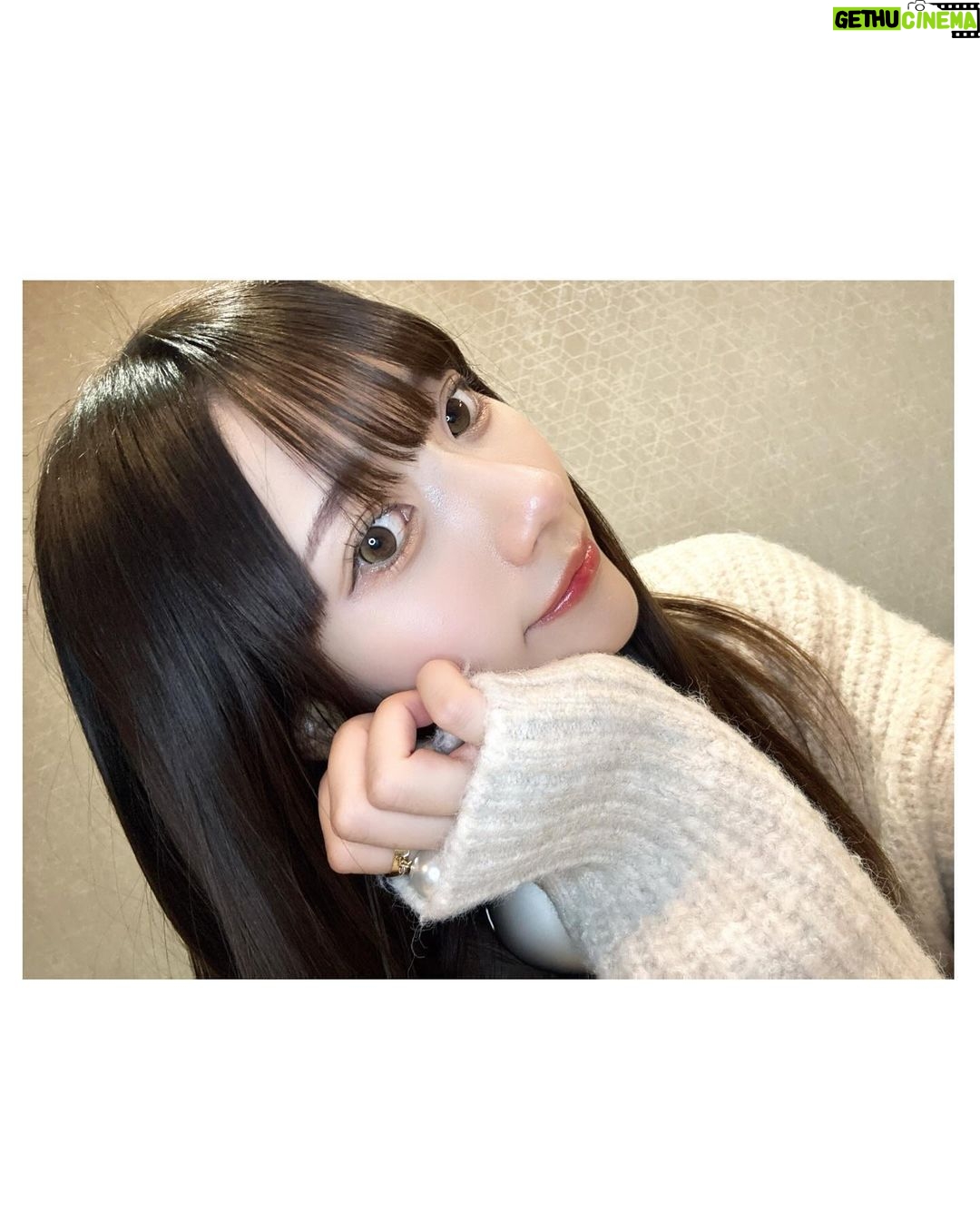 Marina Yamada Instagram - . @vanish_eyebrow さんで眉毛整えてもらってきました! 眉毛サロンずっと気になってて 初めて行ってみたんだけど、行ってよかった!♡ 普段前髪で隠してるからバレないけど() ほんとに眉毛書くの苦手だったから、 整えてもらってメイクが楽になった·͜· ︎︎ᕷ 施術中は途中まで サロンの方とアニメの話をしてたんだけど 気づいたらリラックスしすぎて寝てました..笑 最後のパックもお花の香りで癒されたな〜🌼 これから通います。 みんなも是非っ