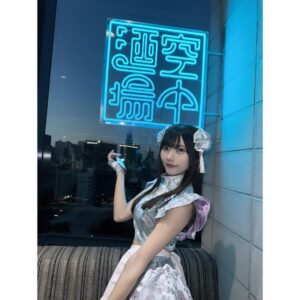 Marina Yamada Instagram - .
やっぱり夜の景色がすごかった🏙

都会〜
ってかんじ

いいね

ほんとに楽しかったなーイベント
いつかバスツアーとかもやってみたい
BBQもやりたい
みんなとやりたいことたくさん。💭

ぜーんぶしよ！

(って思わせてくれるみんなほんとにありがとう)

#チャイナ服 #チャイナメイド #メイド服 #衣装
#コスプレ #cosplay #空中酒場 #ファンクラブ #イベント
