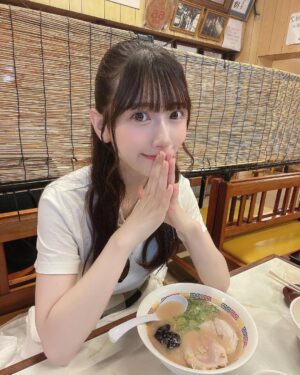 Marina Yamada Instagram - .
お盆明けくらいに久留米帰ってました‪🤍

年末年始ぶりの実家〜
ほんとに心地よかった〜
実家だいすき地元だいすき
会いたい子にも会えたし..‪🫶🏻️
幸せな帰省だった🥺

あと丸星ラーメンで朝ラーした🍜
ラーメン安いのに美味しさ世界一だしおでんも激うまだし
お惣菜の肉じゃがは無料なのにこれもおいしすぎるのよ

今回の帰省は大分の方遊びに行ったりもしたので
また投稿しますっっ