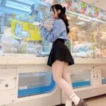 Marina Yamada Instagram – .
🩵

この日履いてたCELINEの靴下が、
ゆいとはるちゃんからのプレゼントでした⠉̮⃝︎︎

嬉しくて可愛くて、
貰った次の日に
靴下に合わせてお洋服選びました♡
素敵なプレゼントをありがとう…🤲

お写真は事務所の後輩の
つぐみちゃんが撮ってくれました♡ありがとう〜

怒涛のGWでしたが、
4日間ほんとに楽しかった〜
たくさんお仕事出来て幸せです！！
ありがとうGW〜
そしてゴールデンウィーク前に黒髪にしたら
ファンの方にとても好評でした！🖤
@akiyamasensei_aid ありがとうございますっ

来年もたくさんイベント出れますように。‪ ·͜·♡‬