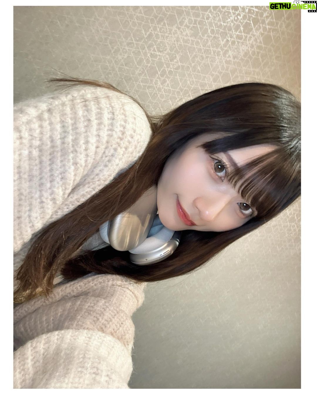 Marina Yamada Instagram - . @vanish_eyebrow さんで眉毛整えてもらってきました! 眉毛サロンずっと気になってて 初めて行ってみたんだけど、行ってよかった!♡ 普段前髪で隠してるからバレないけど() ほんとに眉毛書くの苦手だったから、 整えてもらってメイクが楽になった·͜· ︎︎ᕷ 施術中は途中まで サロンの方とアニメの話をしてたんだけど 気づいたらリラックスしすぎて寝てました..笑 最後のパックもお花の香りで癒されたな〜🌼 これから通います。 みんなも是非っ