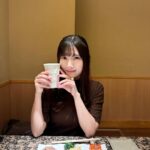 Marina Yamada Instagram - . 妹と美味しいお肉食べてきた♡ うしごろのお肉ほんとにおいしい..🥺 @ushigoro_yakiniku 季節限定特別コースたべました！🍁 ボリューム満点のコースで 極みのタン、ユッケ、シャトーブリアンとかとか... おなかいっぱい食べました♡ 美味しいお肉食べてお酒も飲んで幸せだった〜〜 お店の雰囲気も落ち着いてて過ごしやすかったので 妹とひたすら食を楽しみました..🤍 みんなも是非行ってみてね·͜· ︎︎ᕷ #うしごろ貫 #日本酒 #恵比寿焼肉 #五反田焼肉 #焼肉 #PR 焼肉と和酒 うしごろ 貫