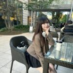 Marina Yamada Instagram - . 最近、アイスコーヒーが本格的に()飲めるようになって とりあえずカフェ行ったらアイスコーヒー頼んでる。 でもホットだと苦味マシマシな気がして まだおいしさわかんないんだー☕️ 美味しいコーヒー屋さんおしえてください🐿 代官山 蔦屋書店