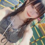 Marina Yamada Instagram - . 着いてわりとすぐプール入ったし スライダーとかで思いっきり顔面に水浴びたけど 縮毛矯正してたおかげで 一日中ずーっと髪の毛だけはさらさらだった♡笑 @aid_hair @akiyamasensei_aid ありがとうございます🥺✨️ #東京サマーランド #サマラン #プール #水着 #デニム水着 #デニムビキニ #swimwear
