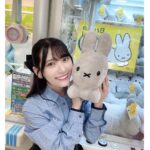 Marina Yamada Instagram – .
🐇🐇

これはゲームセンターでのイベントのときのお写真。

まるでじぶんで取ったかのように見えますがちがいます。
最近、何回も挑戦したけど取れなかったミッフィーの台があって
たまたまその景品が楽屋にあったので
わざわざ持ってきて写真だけ撮って退散しました..🐇

このグレーのミッフィー可愛すぎる。🤍
持って帰ろうかと思いましたがさすがに我慢しました🫡

#ゲームセンター #ゲーセン #ufoキャッチャー 
#ブルーナボンボン #ミッフィー #ぬいぐるみ #bruna