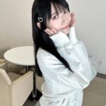 Marina Yamada Instagram - . 2023年仕事納めでした！ 最後のお仕事はギルドロ番組収録·͜· ︎︎ たくさん笑っておわりました♡ 今日のお洋服かわいいって褒められたので 載せておきます！ @jumelle_jp のトップスお気に入り🤍 気温が落ち着かなくて体調崩しやすかったりするので みんな体調に気をつけて元気に年越ししようね🐥 #提供 フジテレビ