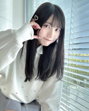 Marina Yamada Instagram - .
2023年仕事納めでした！
最後のお仕事はギルドロ番組収録·͜· ︎︎
たくさん笑っておわりました♡

今日のお洋服かわいいって褒められたので
載せておきます！
@jumelle_jp のトップスお気に入り🤍

気温が落ち着かなくて体調崩しやすかったりするので
みんな体調に気をつけて元気に年越ししようね🐥

#提供