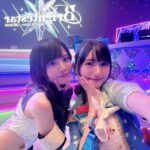 Marina Yamada Instagram - . みんなとのお写真も載せる🧸🩵 ミントくんマカロンちゃんとも撮れました♡ 動きがずっと可愛くてね、 常にファンサしてくれてた♡癒された〜 メンバーはみんなほんとに仲良くてね、 常に楽屋明るくて楽しかったなあ ユニット超えて仲良いのいいよね🥰 みんないい子だし努力家だし優しくてかわいくて そんなみんなを見てモチベーション上げてました！！ そんなみんなとステージに立てたことが嬉しかったです♡ これからも2053みんなのこと、見ててね👶🏻