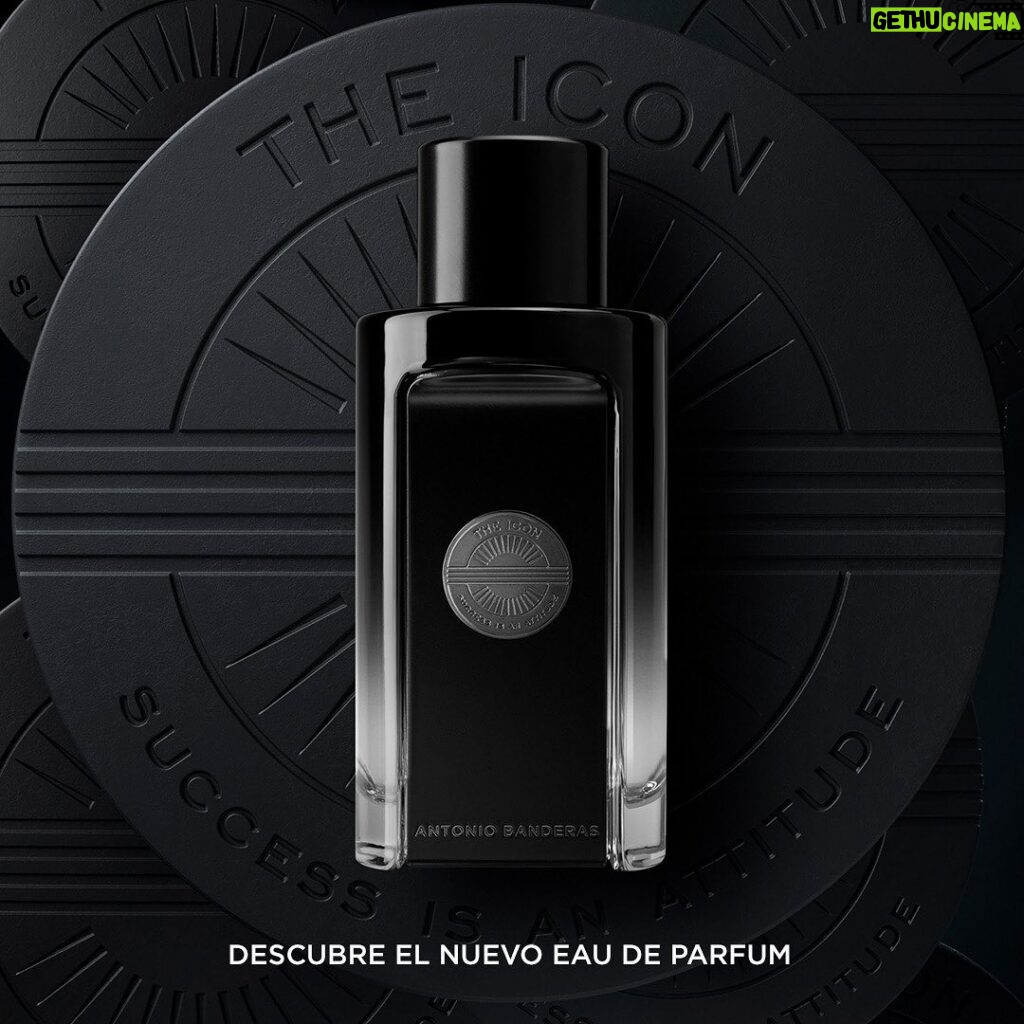 Mario Casas Instagram - Descubre THE ICON The perfume, un nuevo perfume mucho más intenso y envolvente. #TheICONattitude #TheICONtheperfume #AntonioBanderasPerfumes