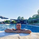 Mario Casas Instagram - Time to relax and chill 🌴 - @viajesnuba Finca Serena Mallorca