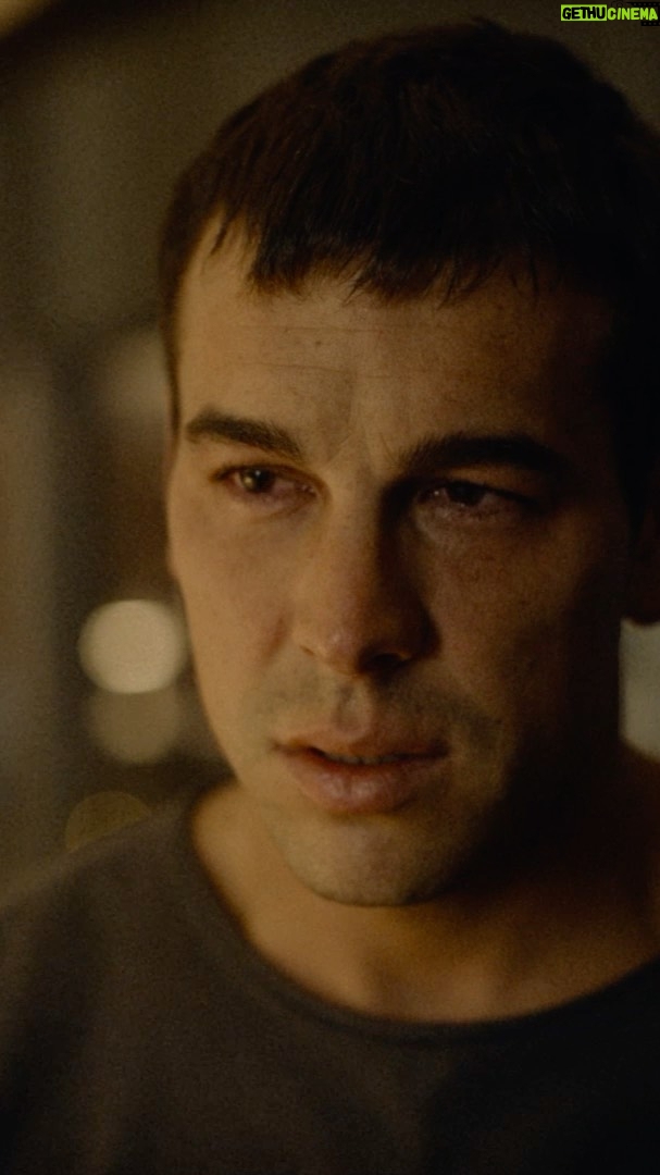 Mario Casas Instagram - En una sola noche todo puede cambiar. Unos inmensos @milenasmitm @_fernandovaldivielso_ & @elisabethlarena Un thriller de @DavidVictori by @filmaxpresenta ambientado en la Barcelona más oculta y enigmática. ¡Este otoño en cines!