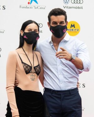 Mario Casas Instagram - Gracias siempre @sitgesfestival 16 de octubre estreno en cines, #NoMatarás @davidvictori @milenasmitm @_fernandovaldivielso_ @elisabethlarena @filmaxpresenta
-
Estilismo @noapict_management